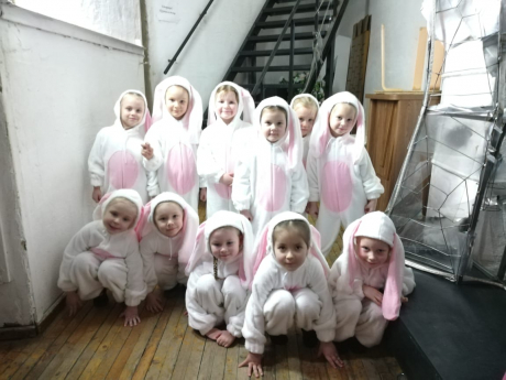 Новогодний малышник для младших классов