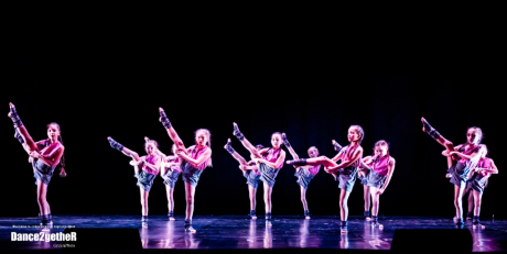 Конкурс DANCE2getheR